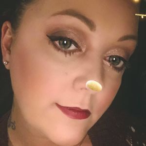 Meet your Posher, Ginette